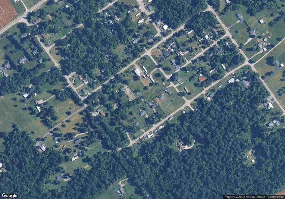 16103 Beechwood Dr, Charlestown, IN 47111 - photo 1