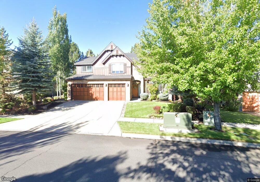 19544 Hollygrape St, Bend, OR 97702 - photo 1