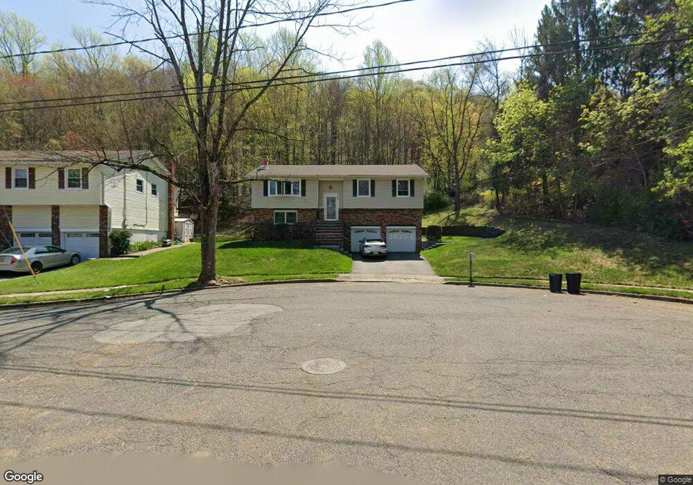 120 Molinari Dr, Wanaque, NJ 07465 - photo 1