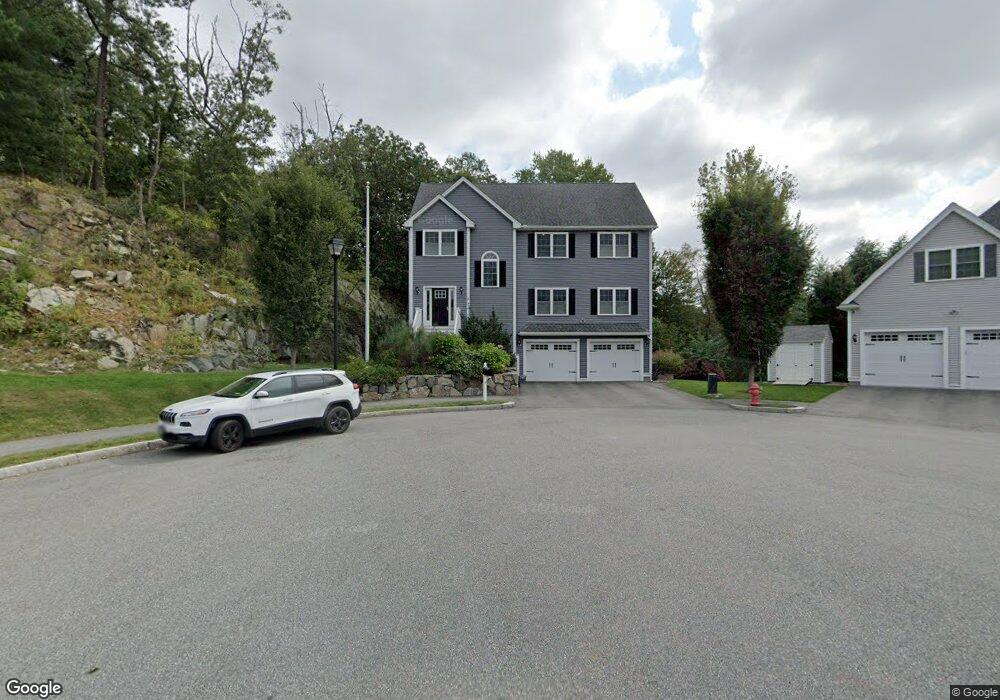 8 Doherty Ln, Stoneham, MA 02180 - photo 1