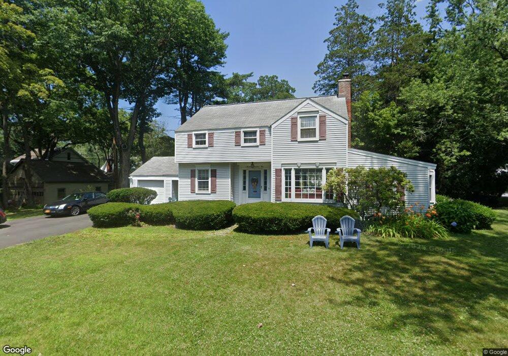 1401 Valencia Rd, Schenectady, NY 12309 - photo 1