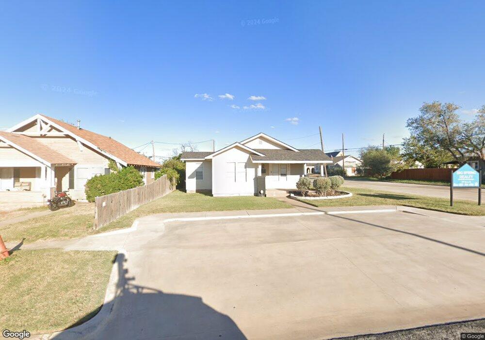 1311 Scurry St, Big Spring, TX 79720 - photo 1