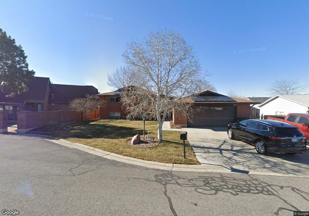 9652 S Stornoway Cir unit 13, South Jordan, UT 84009 - photo 1