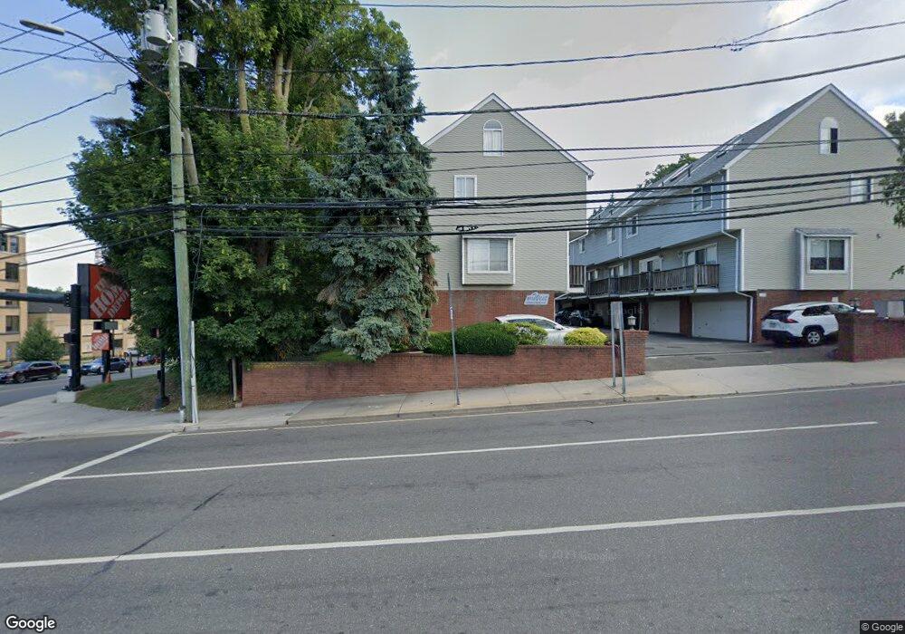 511 W Main St unit 24, Stamford, CT 06902 - photo 1