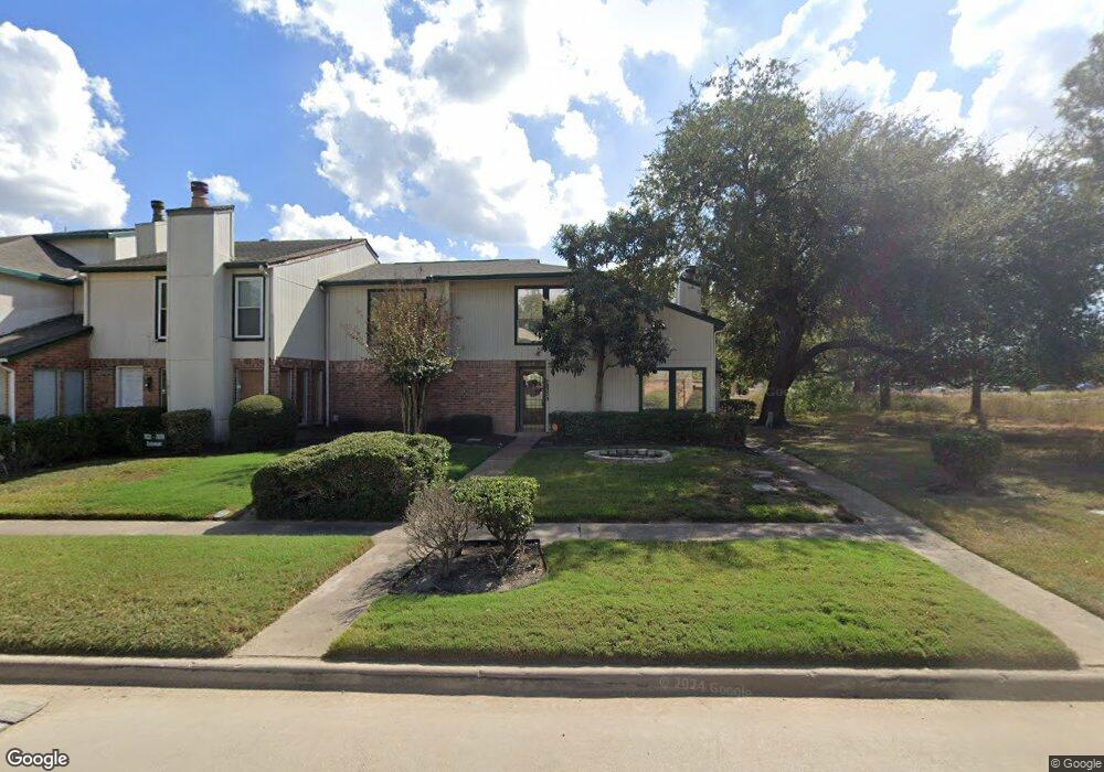 7833 Bateman Ln unit 7833, Houston, TX 77088 - photo 1