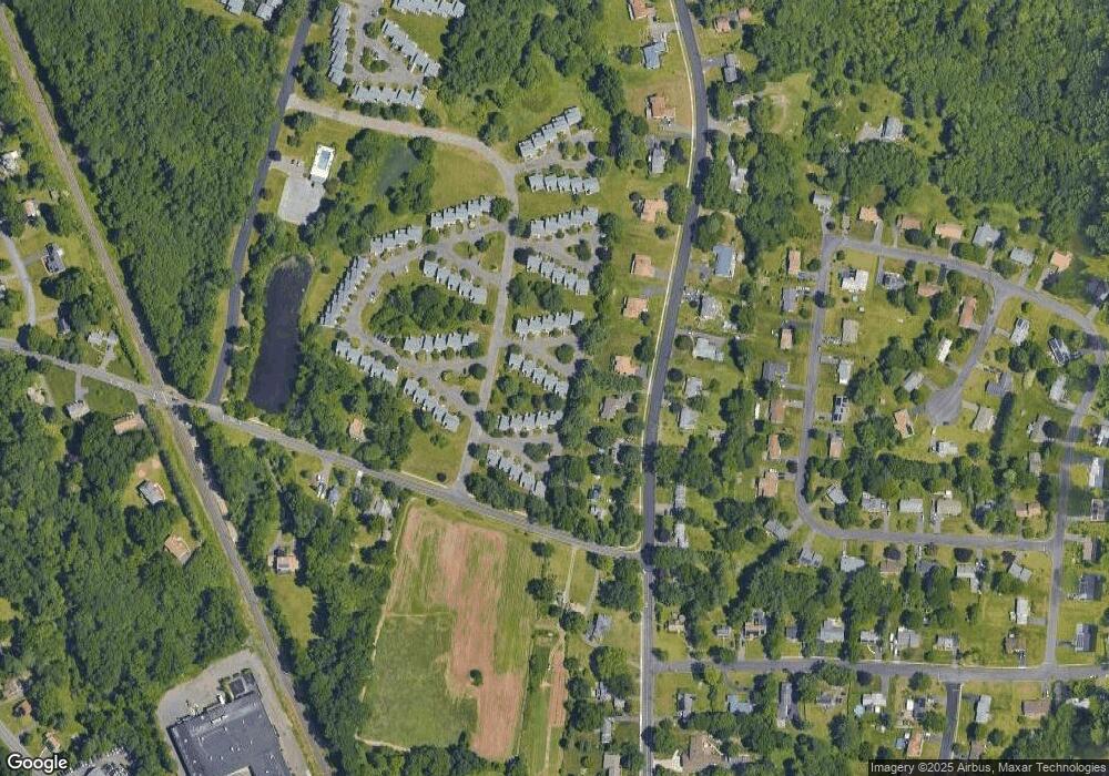 9 Linden Ct, Bloomfield, CT 06002 - photo 1