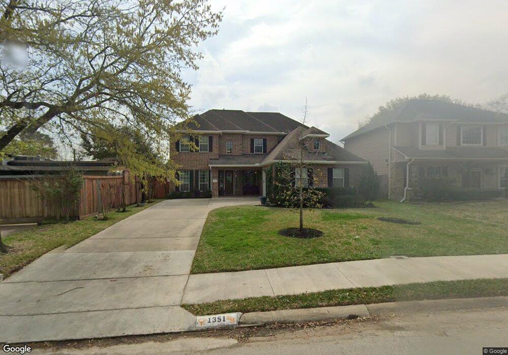1351 Du Barry Ln, Houston, TX 77018 - photo 1