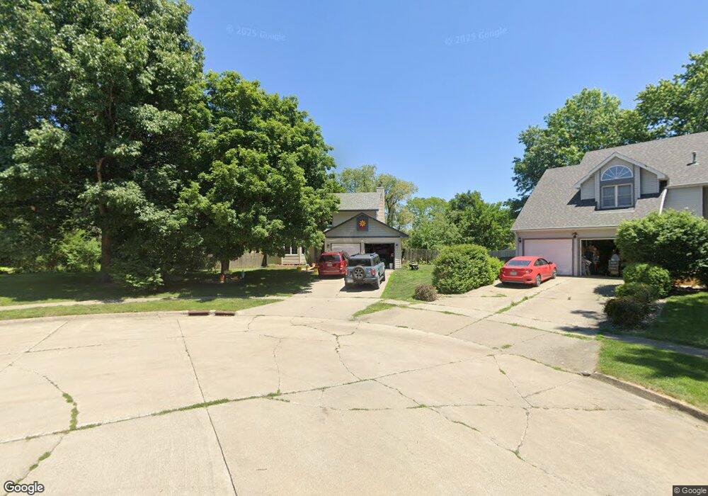 3715 SE 26th St, Des Moines, IA 50320 - photo 1