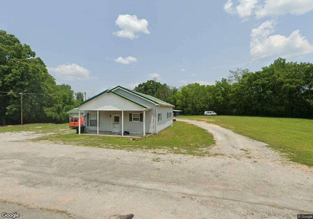 567 Salem Rd, Minor Hill, TN 38473 - photo 1