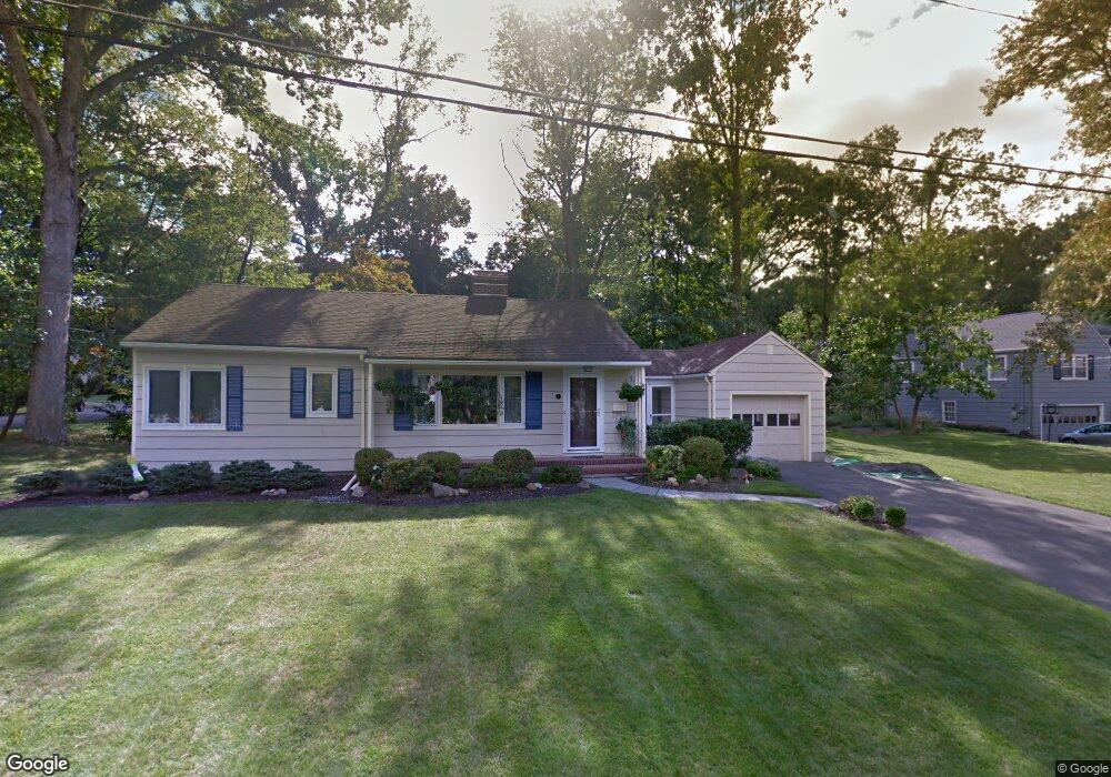 1 Plymouth Rd, Chatham, NJ 07928 - photo 1