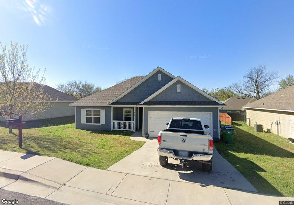 309 W Carpenter St, Decatur, TX 76234 - photo 1