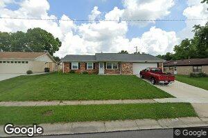 1111 Royalton Dr, Vandalia, OH 45377