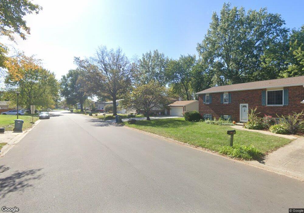 11 Frontenac Ln unit 2, Maryville, IL 62062 - photo 1