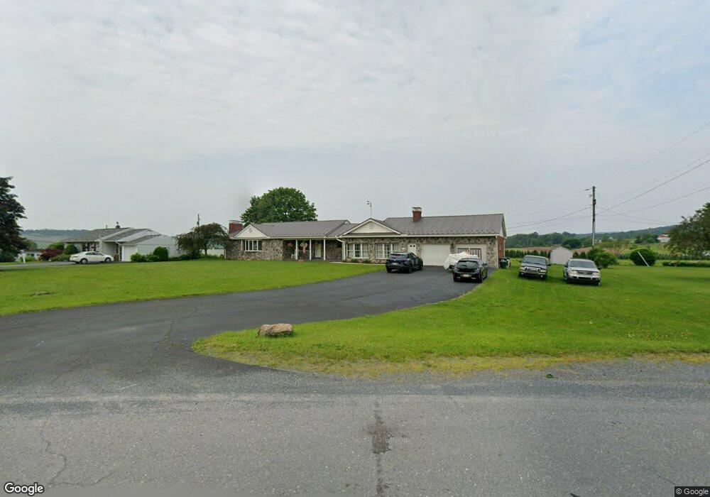 48 S Market St, New Ringgold, PA 17960 - photo 1