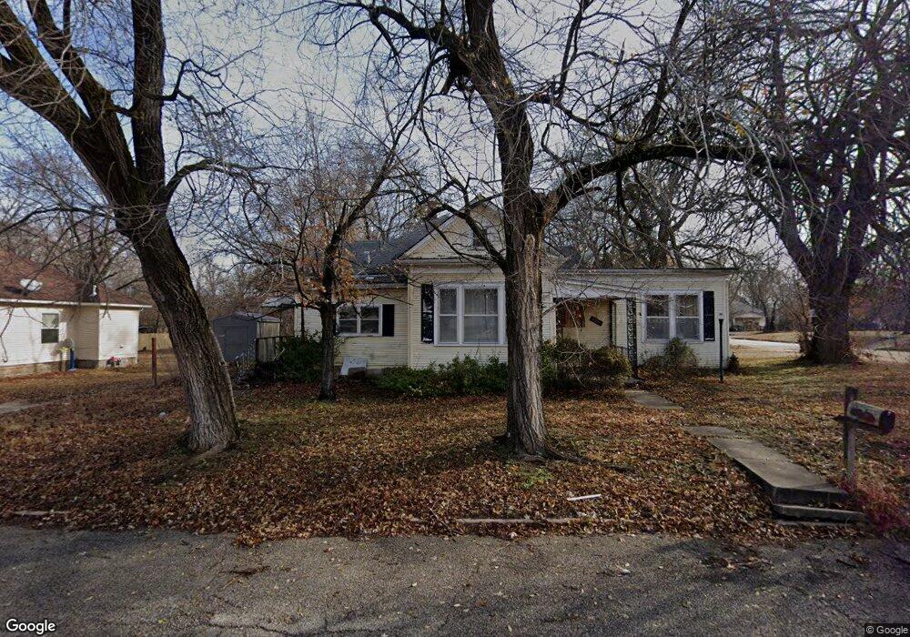 801 N 15th St, Parsons, KS 67357 - photo 1