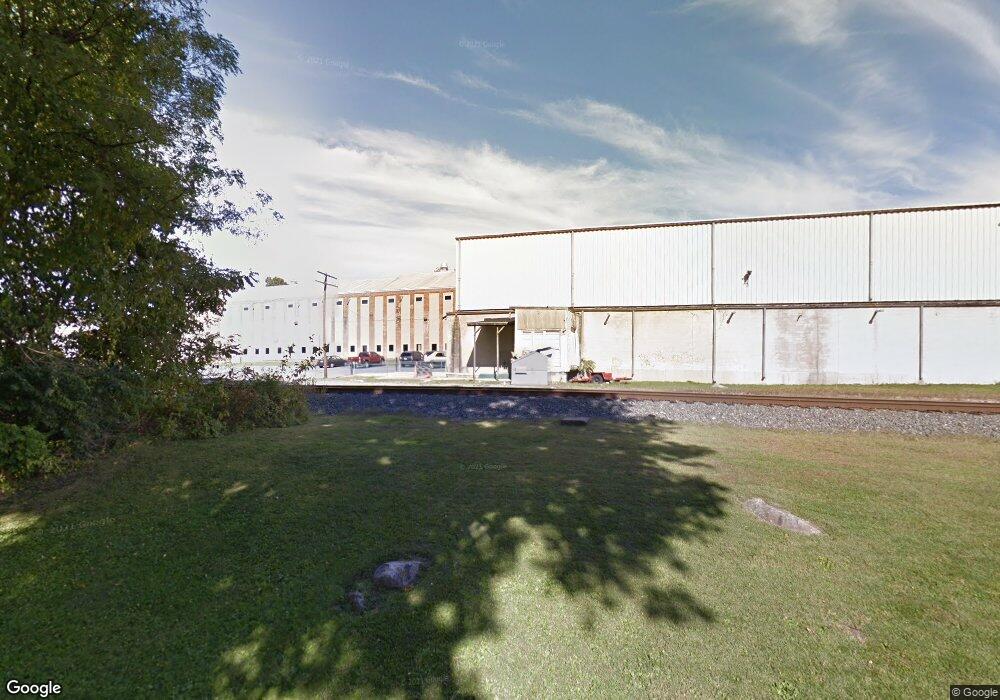 40 3rd St, Walnutport, PA 18088 - photo 1