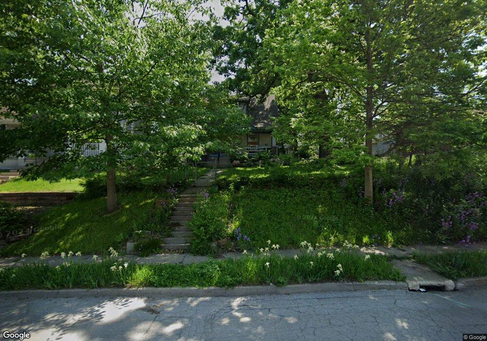 1717 13th St, Des Moines, IA 50314 - photo 1