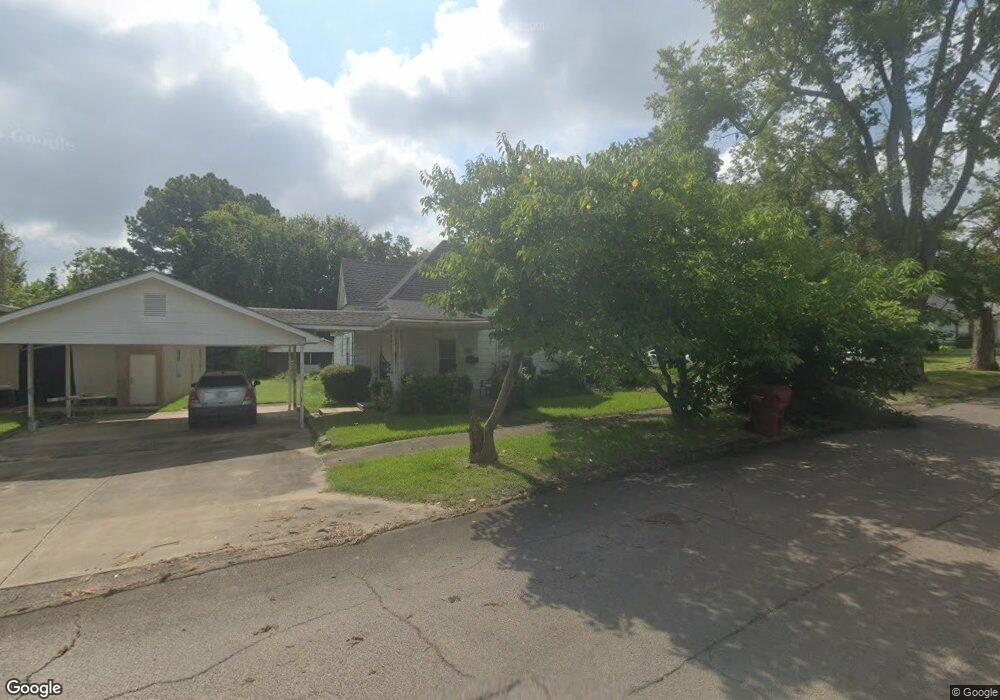 401 S 4th St, Hugo, OK 74743 - photo 1