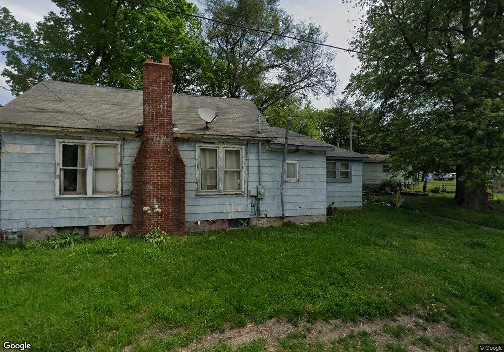 628 S Kickapoo St, Lincoln, IL 62656 - photo 1