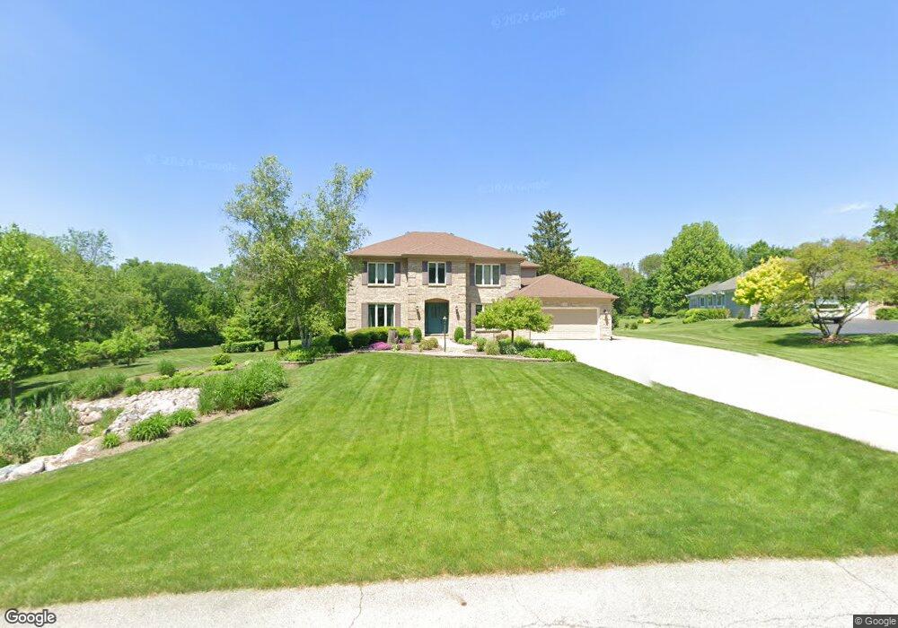 43 Crestview Dr, Oswego, IL 60543 - photo 1