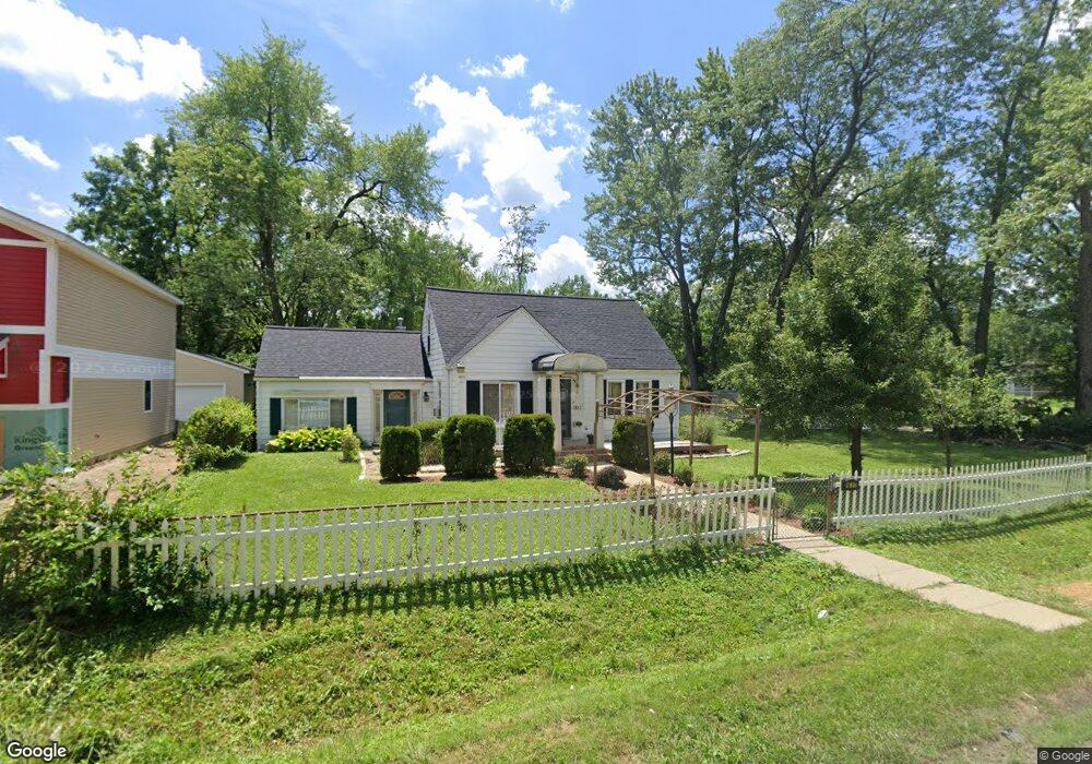 2617 Clybourne Rd, Columbus, OH 43231 - photo 1