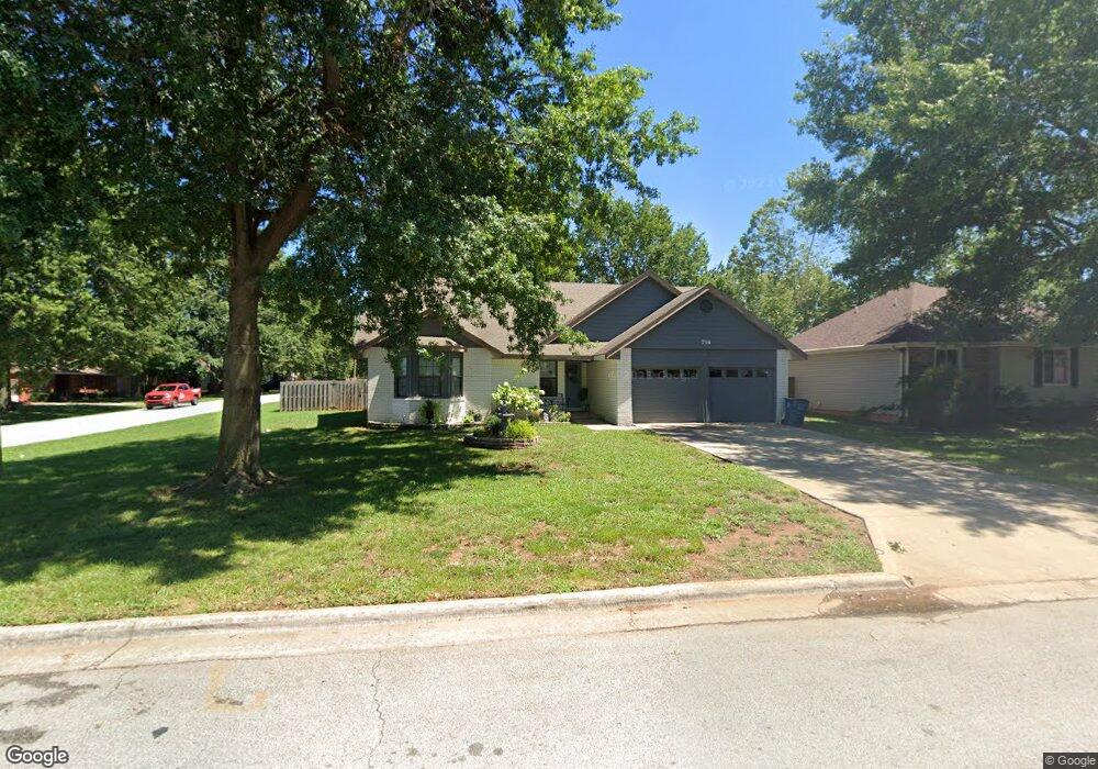 714 N Delaware St, Nixa, MO 65714 - photo 1