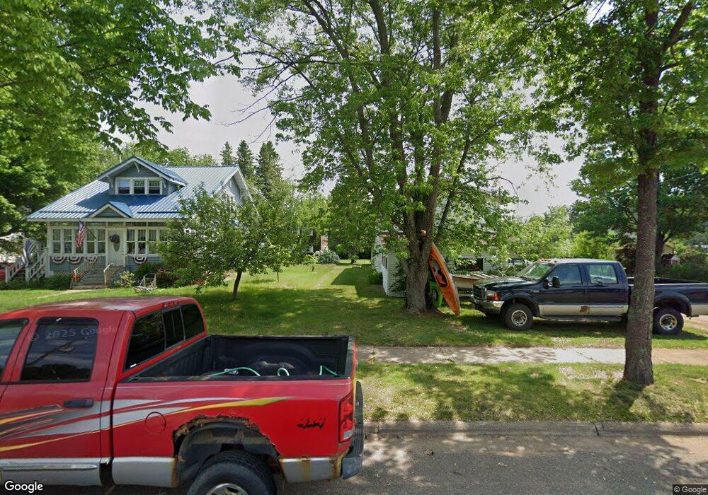 207 W Merrill Ave, Tomahawk, WI 54487 - photo 1