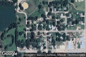 912 W 4th St, Crofton, NE 68730