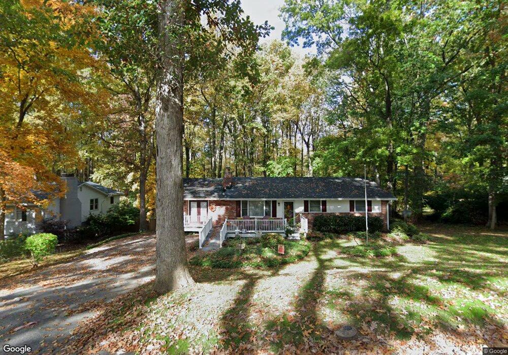 1304 Hillcrest Dr, Sykesville, MD 21784 - photo 1