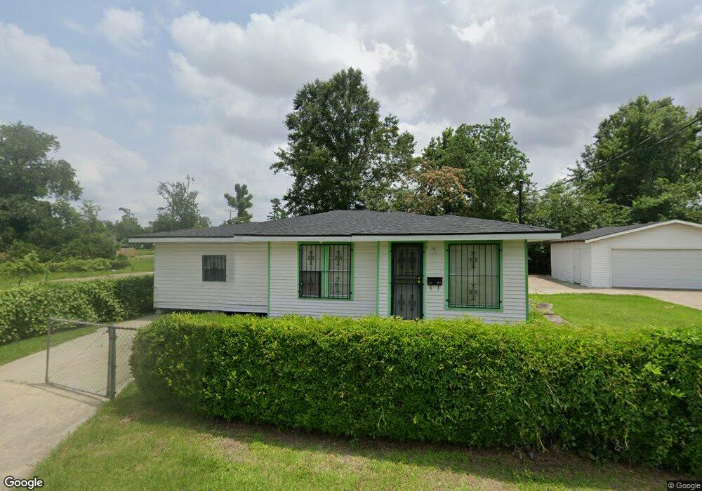 2404 Dewey St, Lake Charles, LA 70601 - photo 1