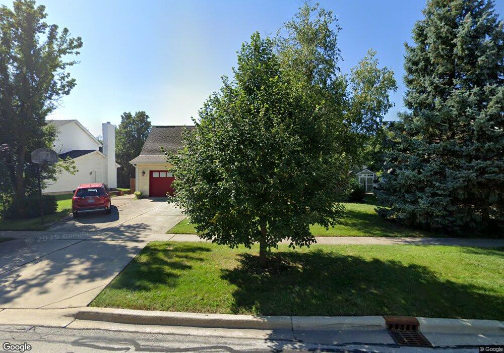 519 S Raddant Rd, Batavia, IL 60510 - photo 1