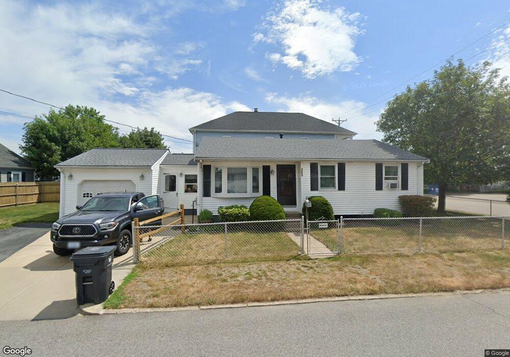 285 Vine St, Pawtucket, RI 02861 - photo 1