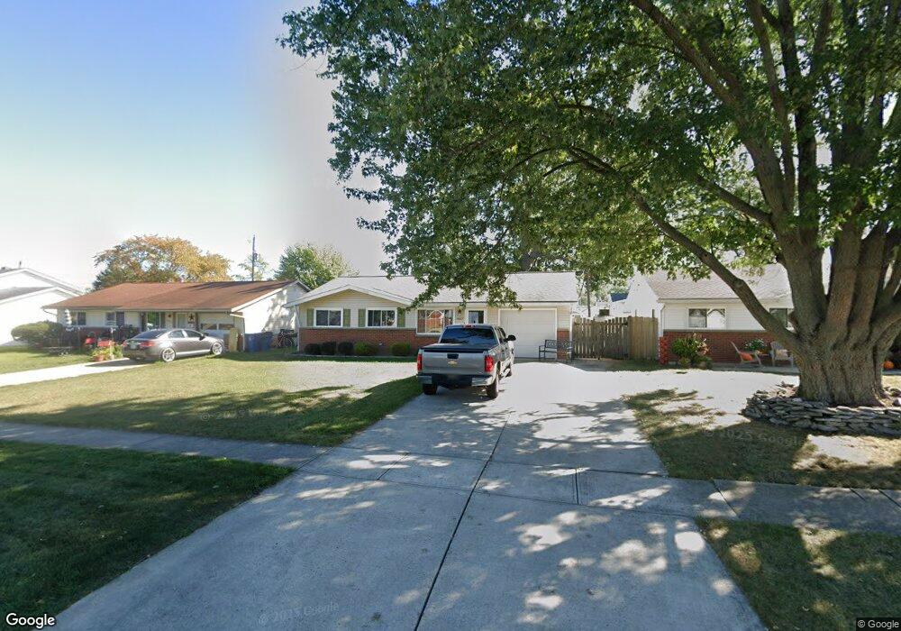 4617 Meadow Ln, Lorain, OH 44055 - photo 1