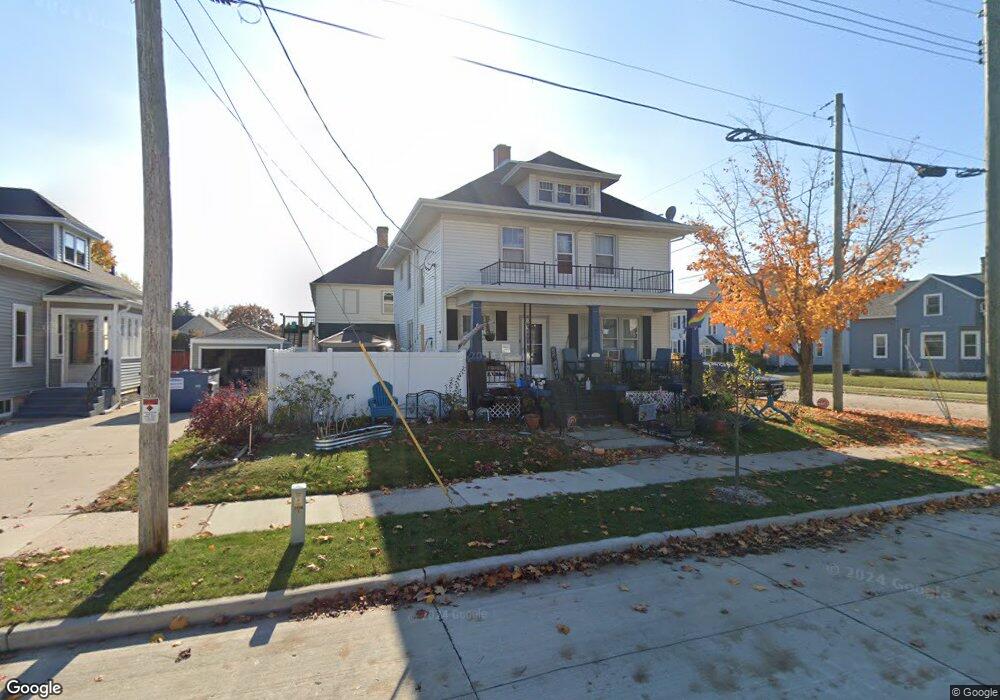 1625 24th St, Two Rivers, WI 54241 - photo 1