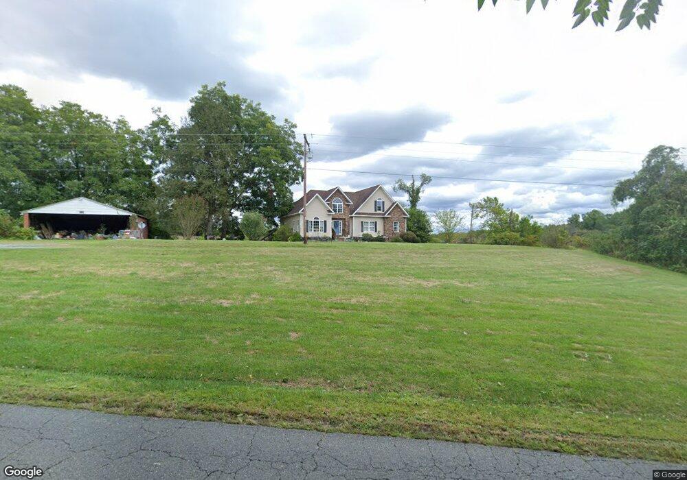 4060 Ellisville Dr, Louisa, VA 23093 - photo 1