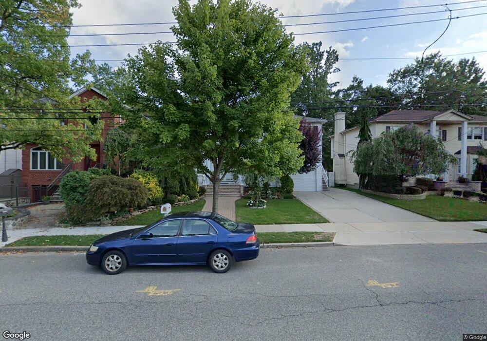 66 N Railroad St, Staten Island, NY 10312 - photo 1