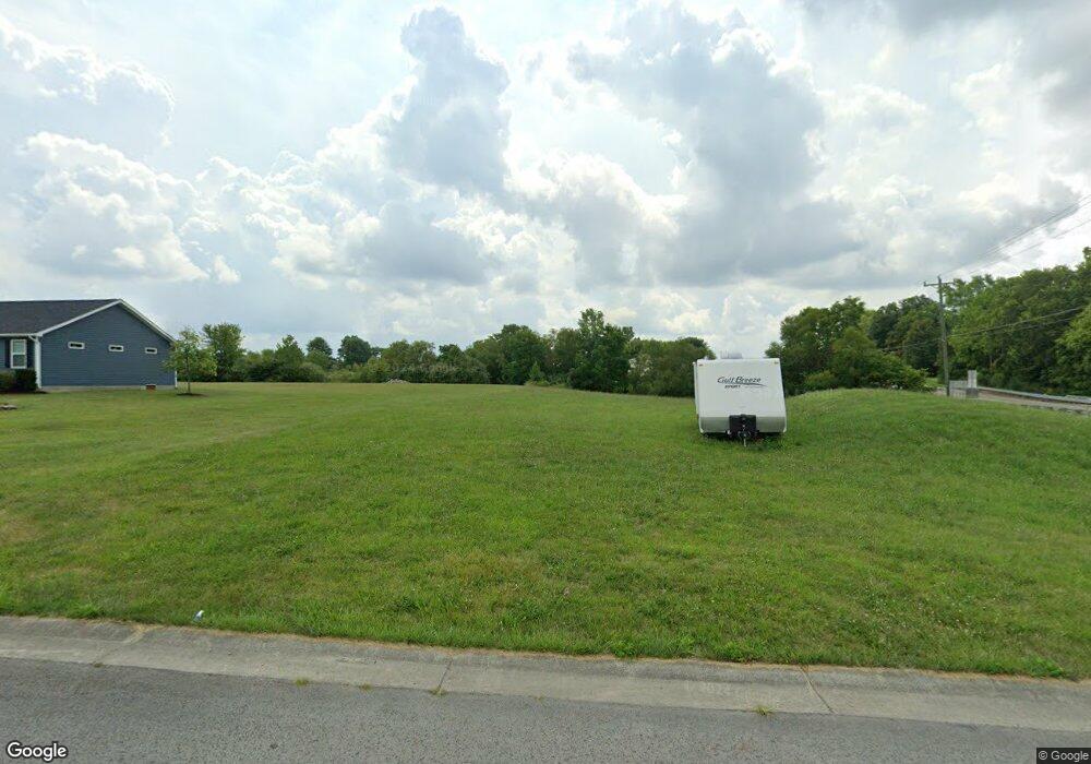 202 Parker Place Dr, Blanchester, OH 45107 - photo 1