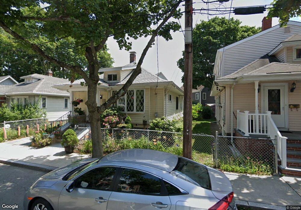 10 Neponset Ct, Roslindale, MA 02131 - photo 1