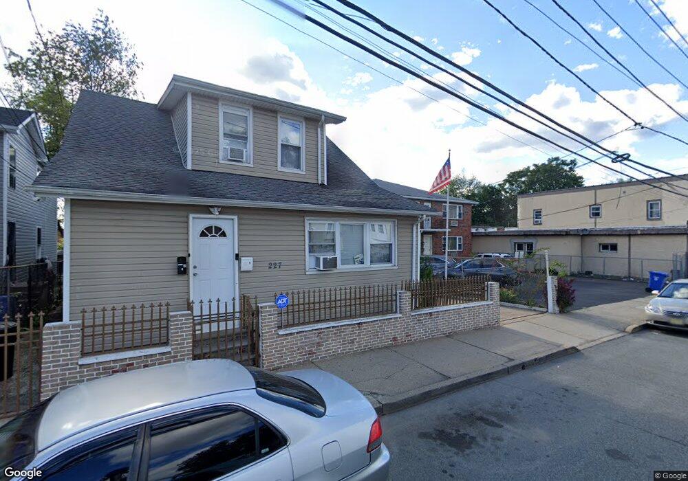 227 Preakness Ave unit 2, Paterson, NJ 07502 - photo 1