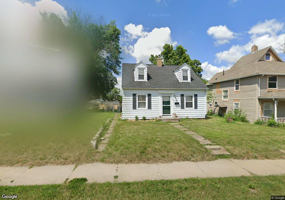 1406 1st Ave NW, Cedar Rapids, IA 52405 - photo 1