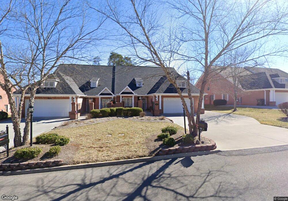 1037 Fine Glen Dr, Sevierville, TN 37862 - photo 1