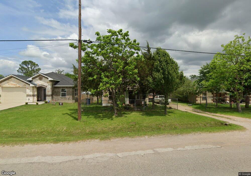 1306 NE Main St, Ennis, TX 75119 - photo 1
