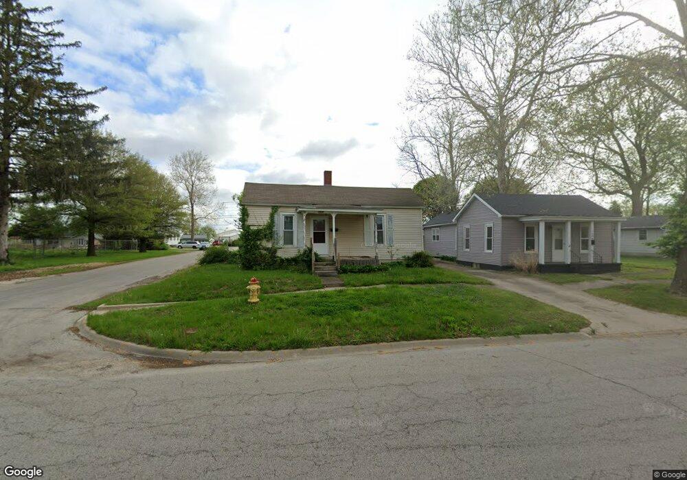 1602 Broadway St, Lincoln, IL 62656 - photo 1