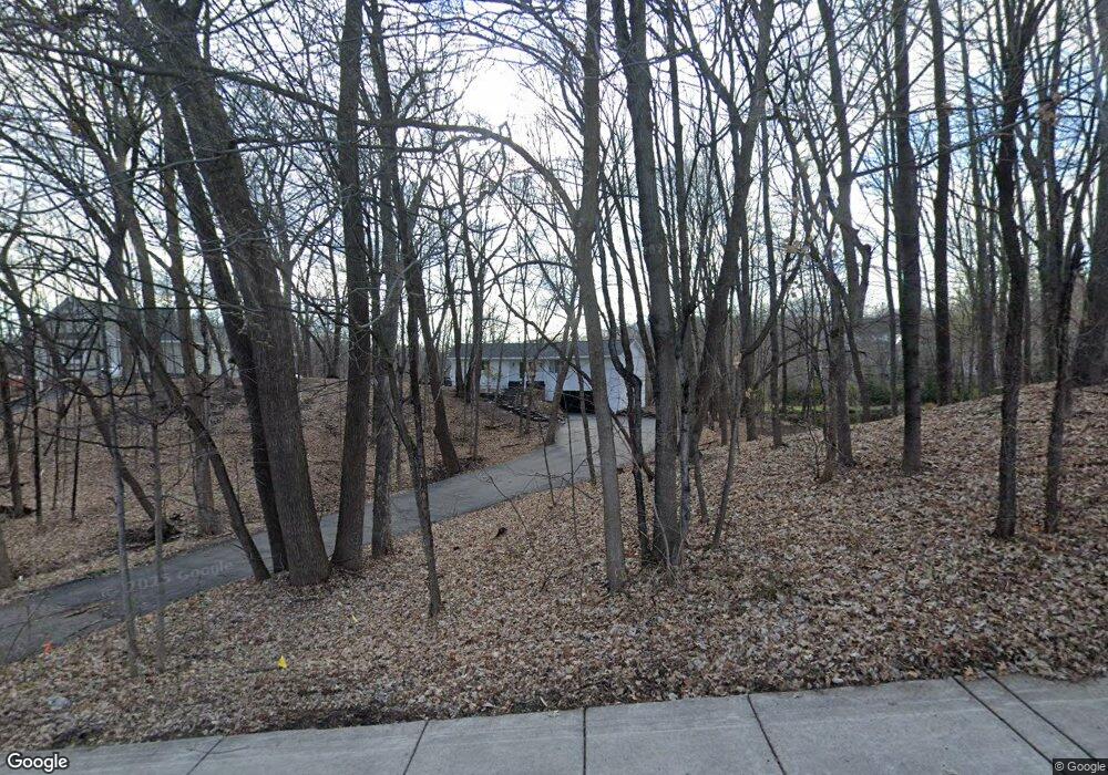 4424 Sparrow Rd, Minnetonka, MN 55345 - photo 1