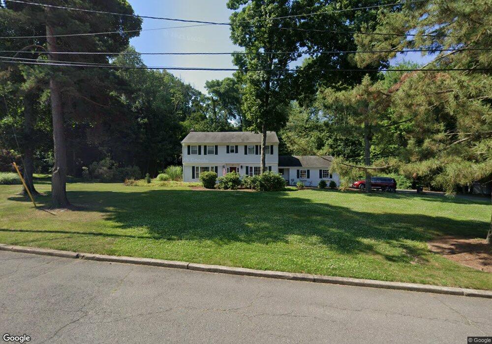 27 Arrowhead Dr, Upper Saddle River, NJ 07458 - photo 1