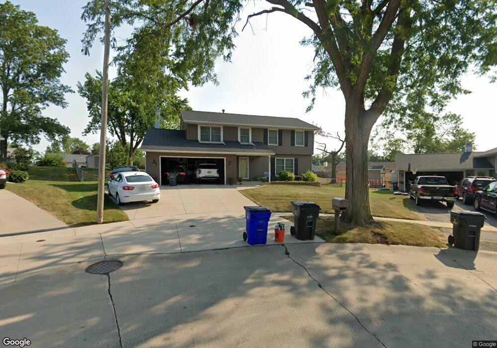647 Bartlet Ct NW, Cedar Rapids, IA 52405 - photo 1