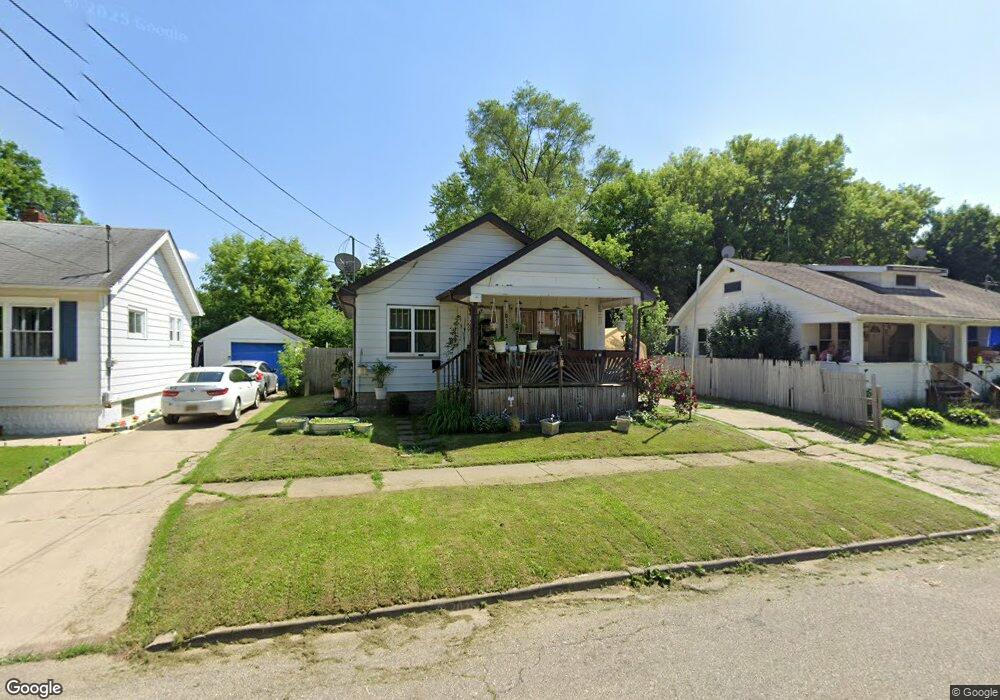 913 SiMcOe Ave, Flint, MI 48507 - photo 1