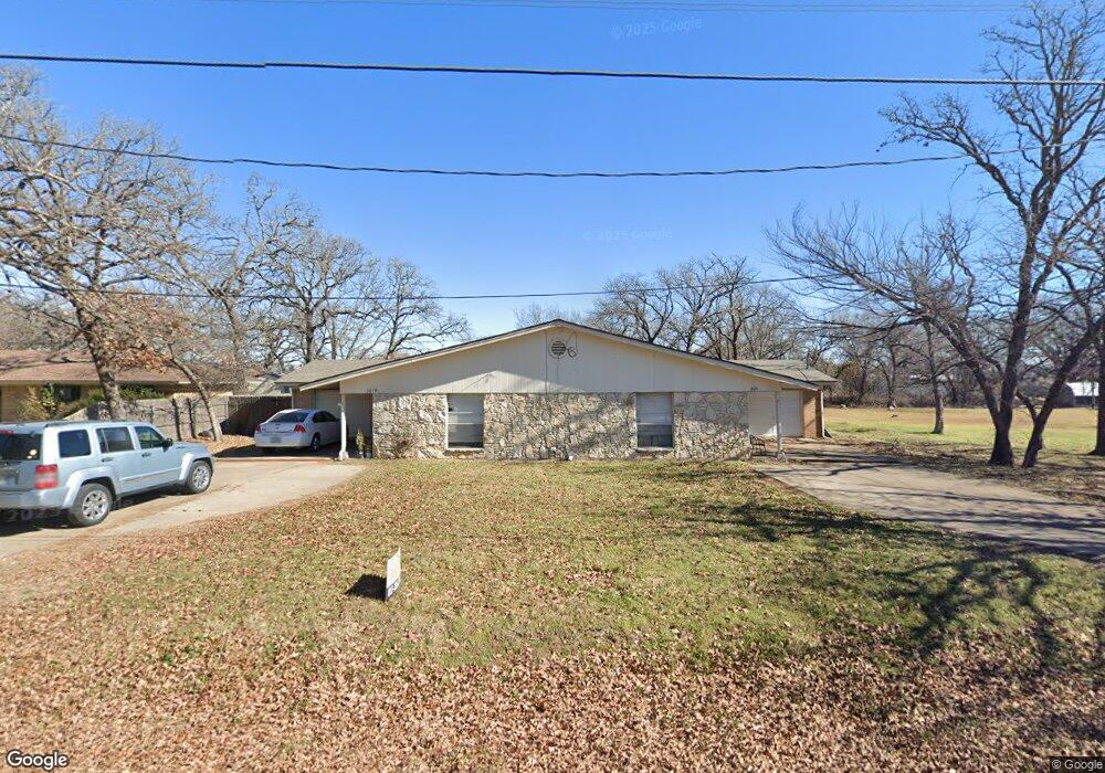 2621 Oaks Dr, Granbury, TX 76049 - photo 1