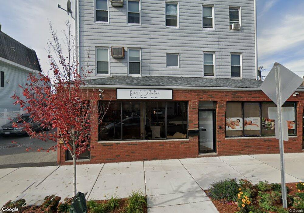 111 Albion St unit 2, Wakefield, MA 01880 - photo 1