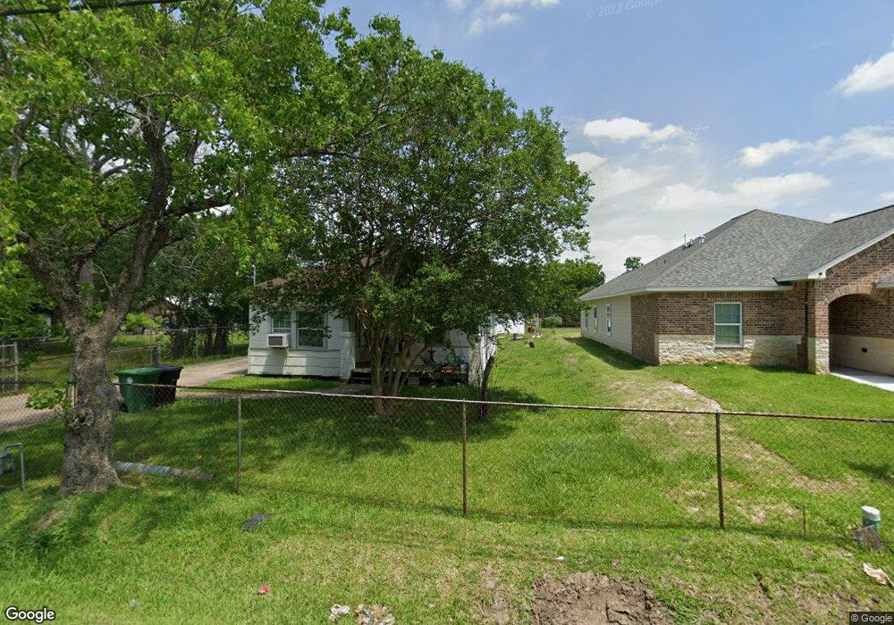 2613 Sadler St, Houston, TX 77093 - photo 1